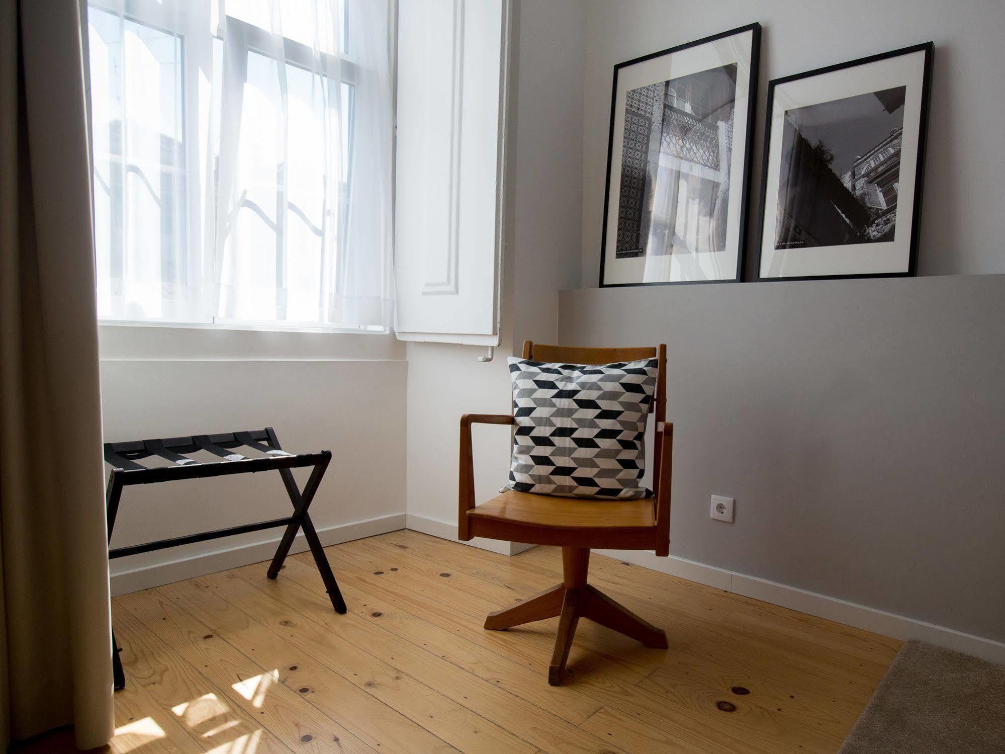 The 8 - Downtown Guest house 2*