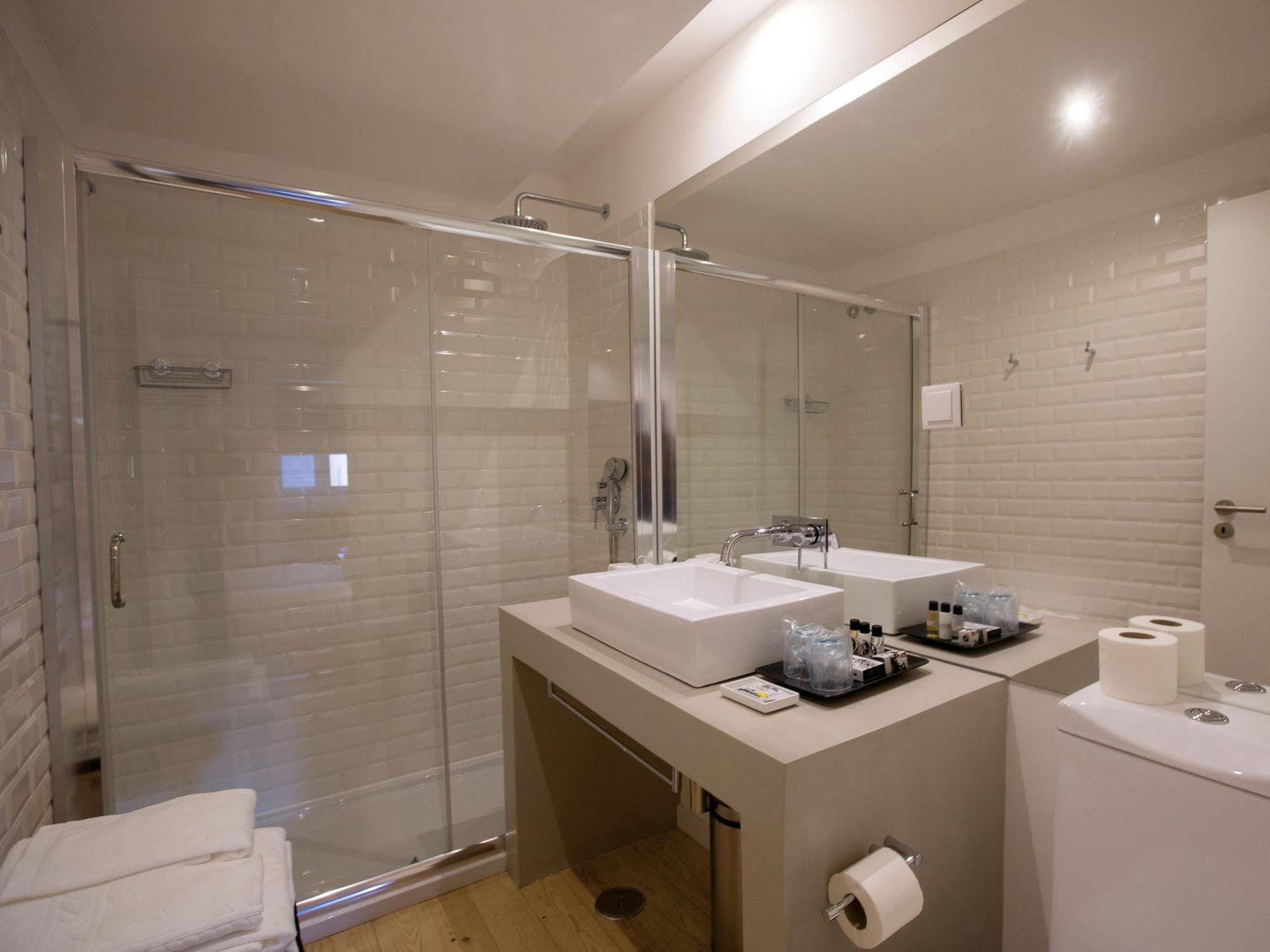 The 8 - Downtown Gasthof 2*